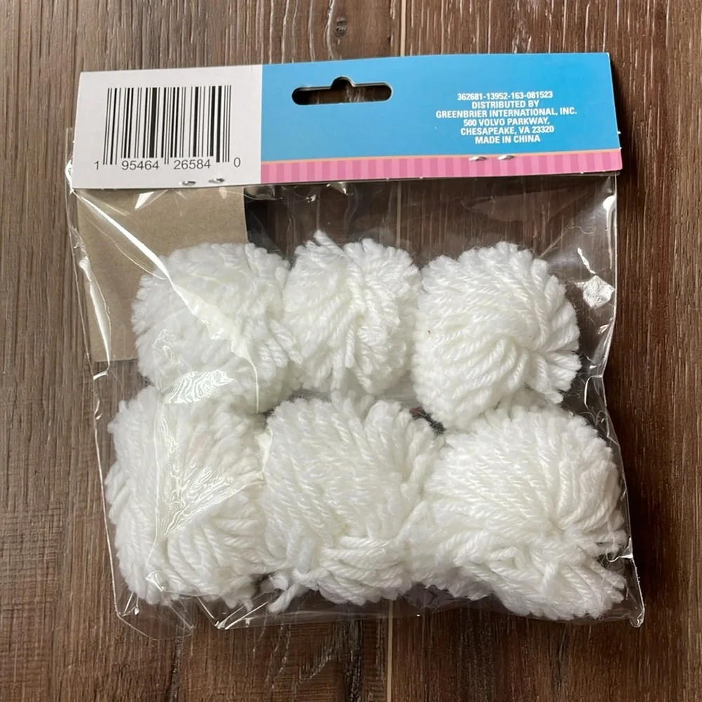 White BUNNY Yarn Craft Kit for Kids (Makes 3 Bunnies)